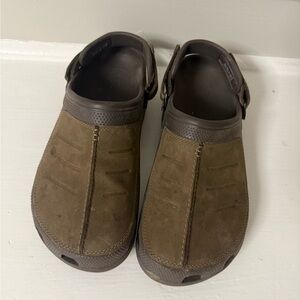 Men's Brown Crocs